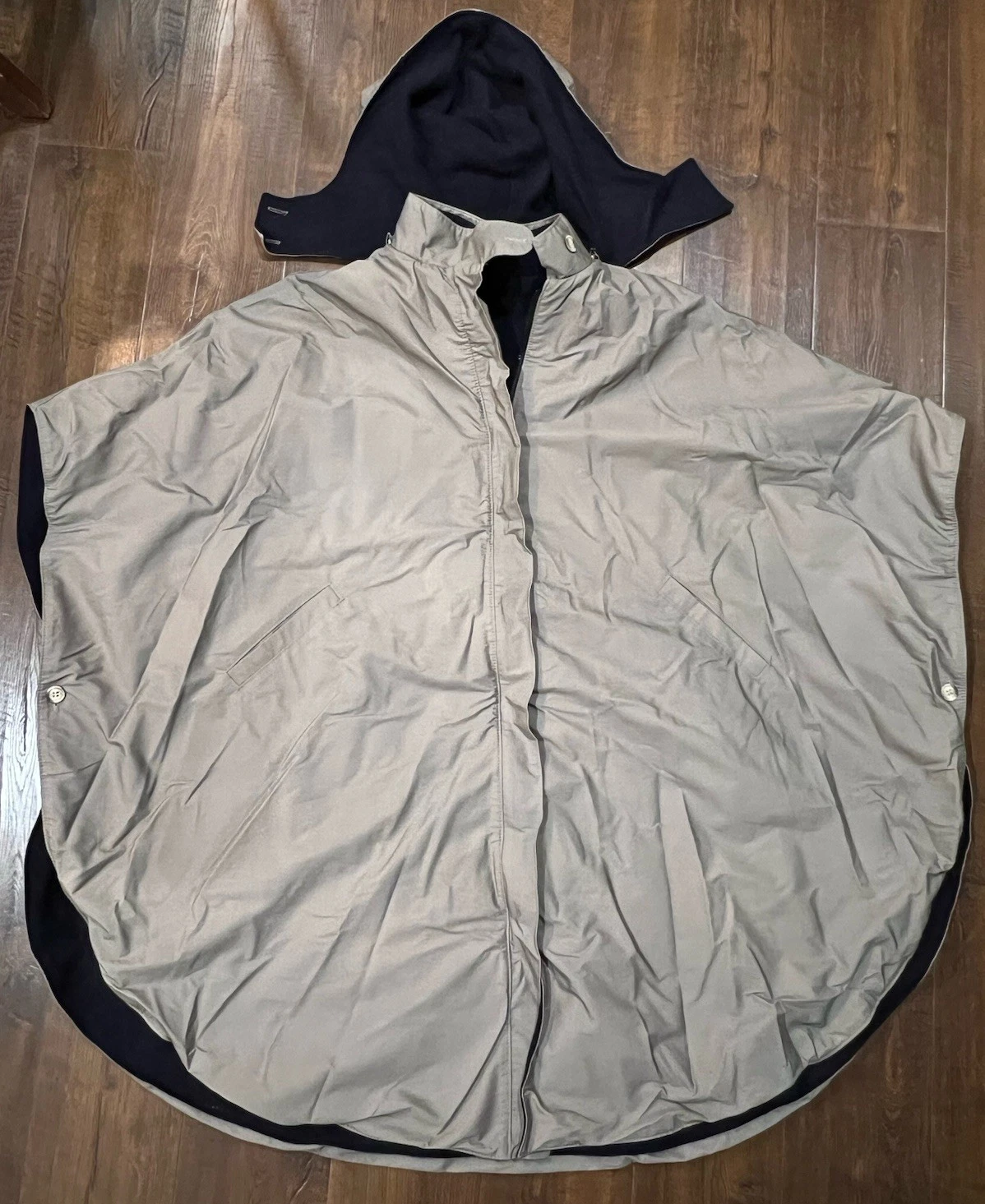 Vintage RARE Woolrich Taupe Wool Lined Cape Poncho Coat Jacket Hood Large Nice