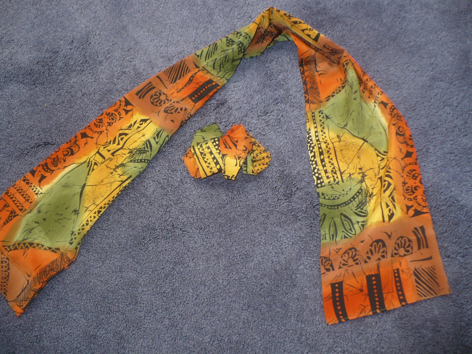 Elegant Scarf with Decorative Pin Set-image