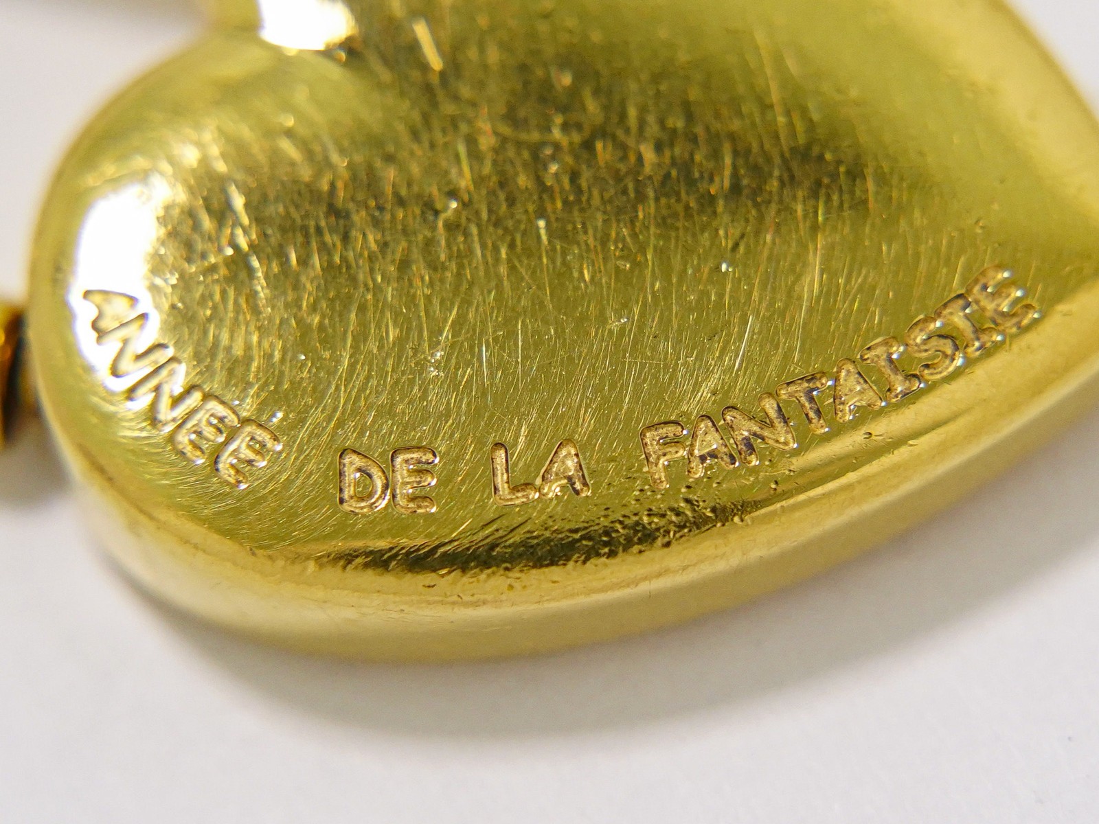 HERMES 2004 Année de la Fantaisie Heart Cadena Gold Plated Charm thumbnail 8