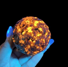 Yooperlite Moon Stone UV Reactive Sodalite Gemstone Collector Gift Home Decor