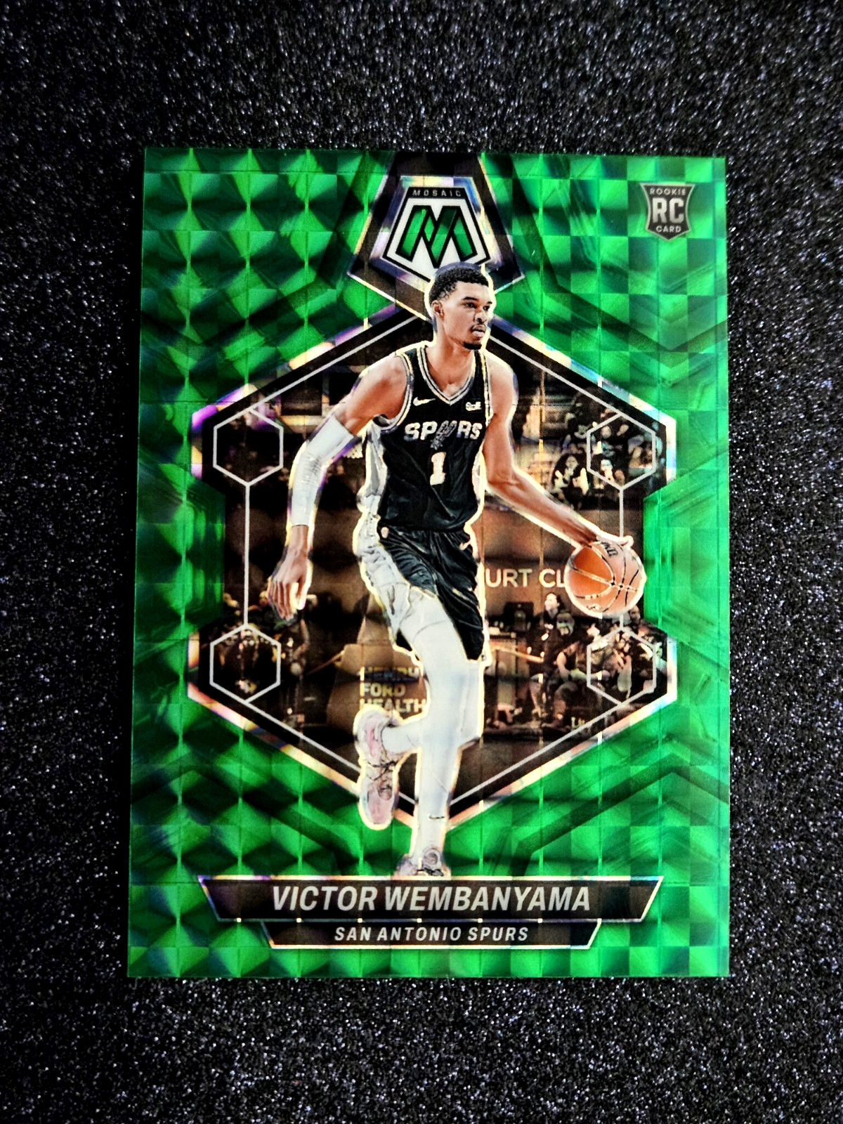 2023-24 Panini Mosaic Prizm RC Victor Wembanyama Green Mosaic Rookie MINT #238 view 8