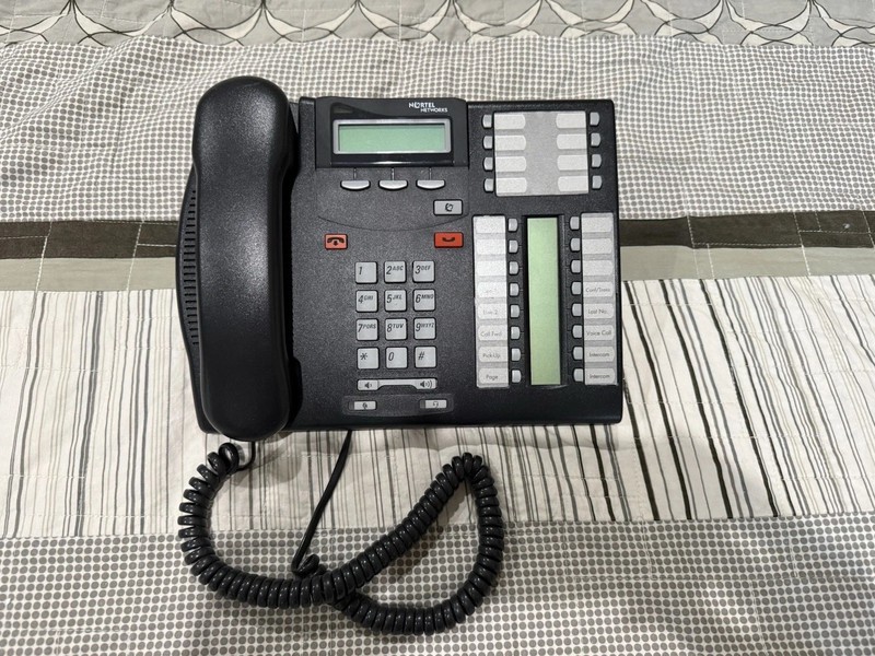 Nortel  T7316 corded ￼Business Telephone