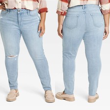 Size 18 - Womens Mid-Rise Skinny Jeans - Ava Viv - Light Wash Destroy
