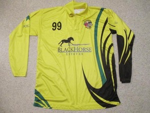 black and yellow cricket jersey