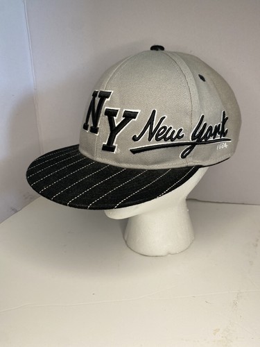 NY New York NYC 1664 Baseball Cap Hat Embroidered Black White Gray Snap Back - Picture 9 of 9