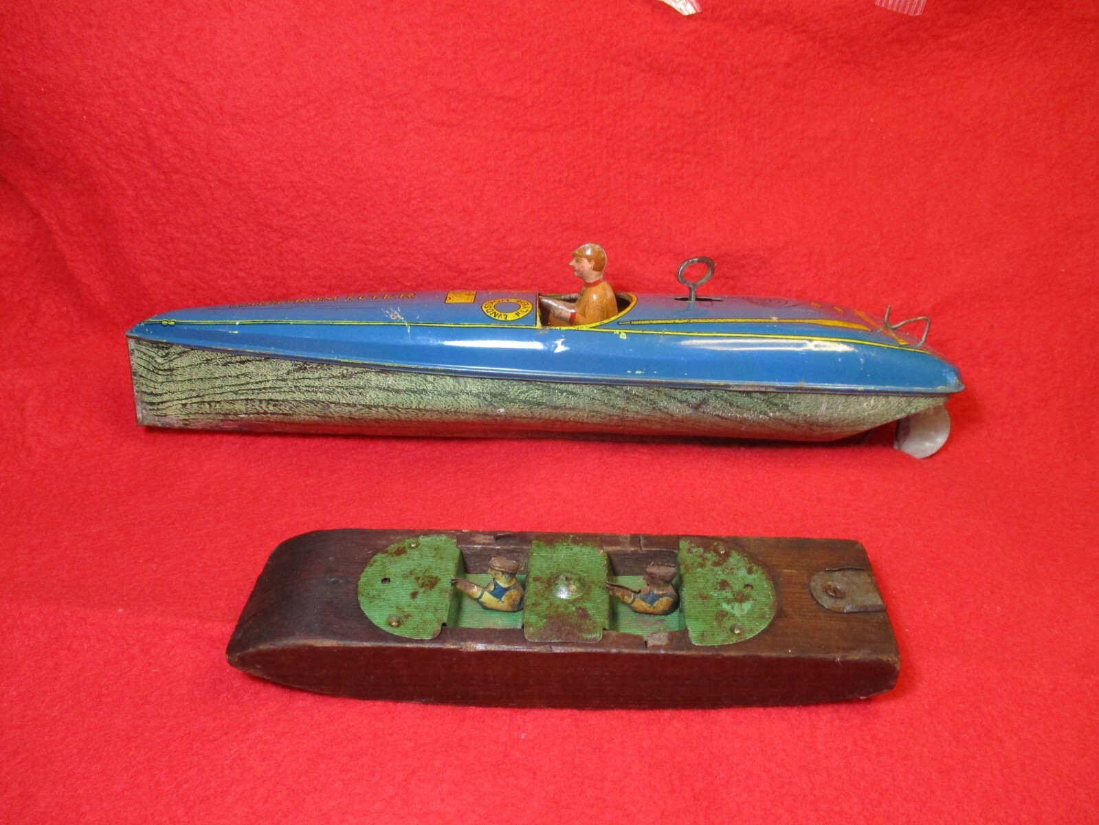 (2) Vintage Lindstrom Metal Toy Boats one hydroplane, on clockwork race
