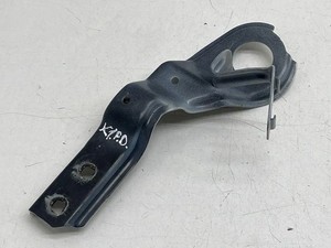 BMW X1 F48 Kotflügelhalter vorne rechts 7355992 2.00 Petrol 2018 33899051