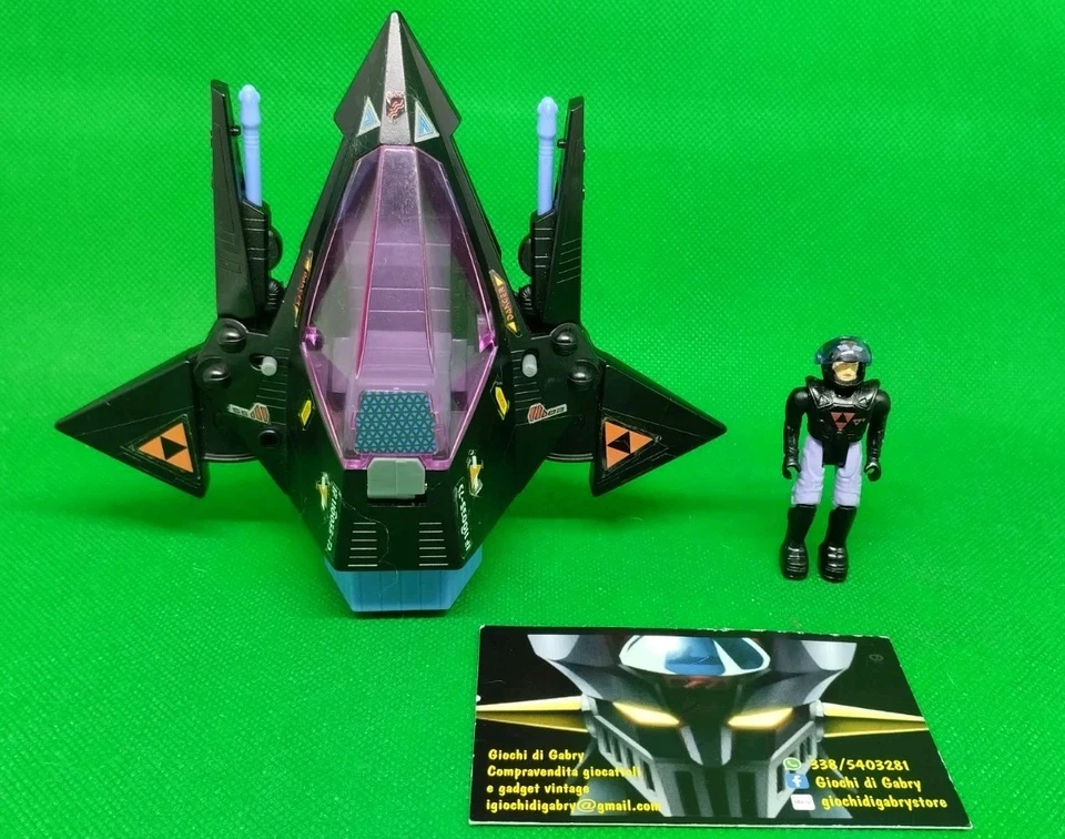 Serie STARCOM SHADOW PARASITE Enemy Attack fighter + Lt. Magg 1987 MATTEL - Immagine 4 di 4
