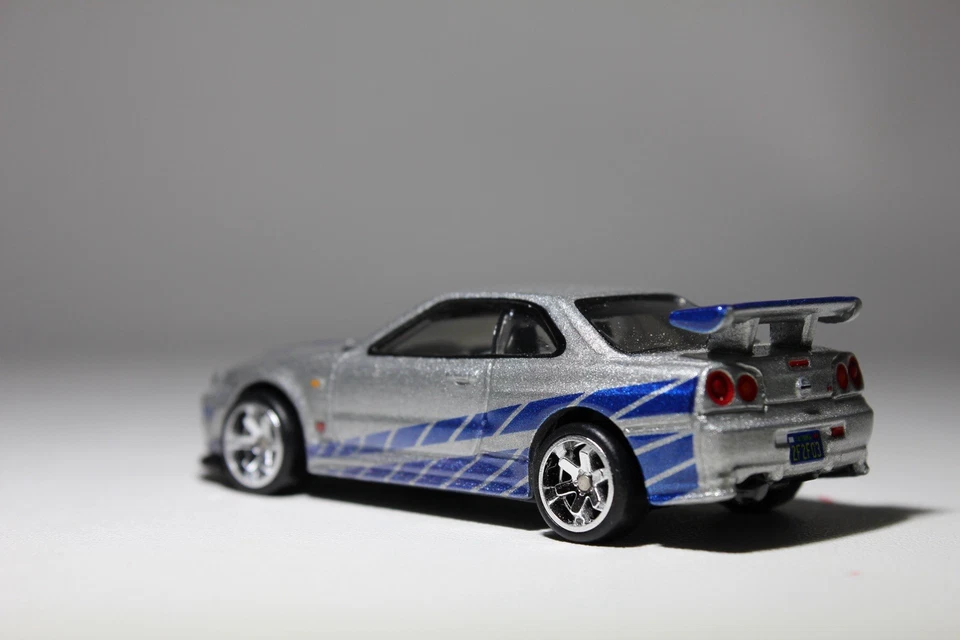 Hot Wheels Premium Fast & Furious (2009) Nissan Skyline GT-R (BNR34) - Image 4 of 4