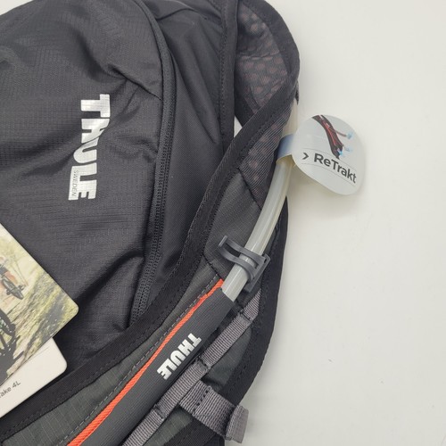 Thule 4L UpTake Trinkrucksack – inkl. 84,5oz Trinkblase, schwarzer Rucksack - Bild 6 von 11