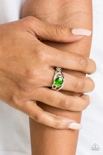 Paparazzi Couldn't Care FLAWLESS Green Ring