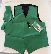 Brand Q Green Vest Necktie Bow Tie Set Mens XS Prom Homecoming Fits 40  Chest