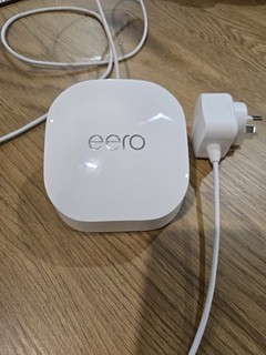 Eero 6Plus 6 Dual Band mesh Wi Fi 6 router in great condition