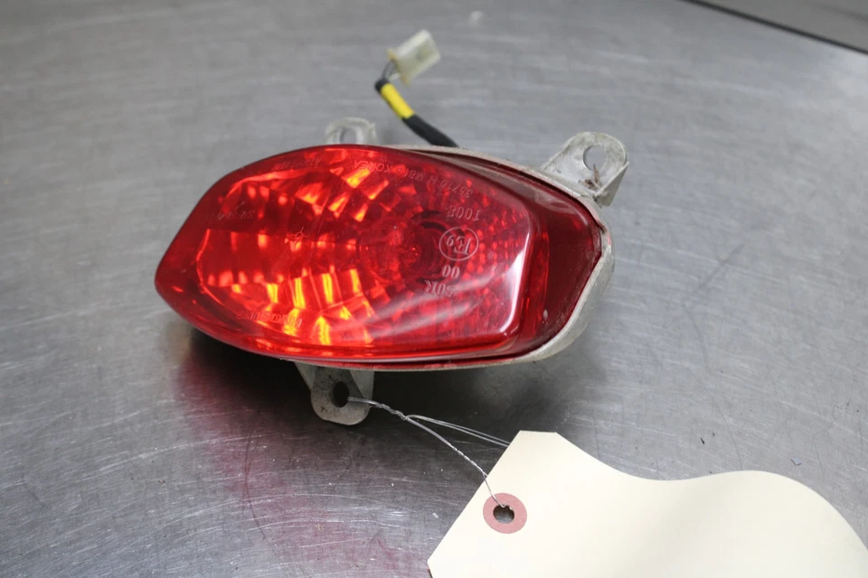 06-09 HYOSUNG GT250R REAR TAIL TAILLIGHT BACK BRAKE LIGHT Foto 4 de 4