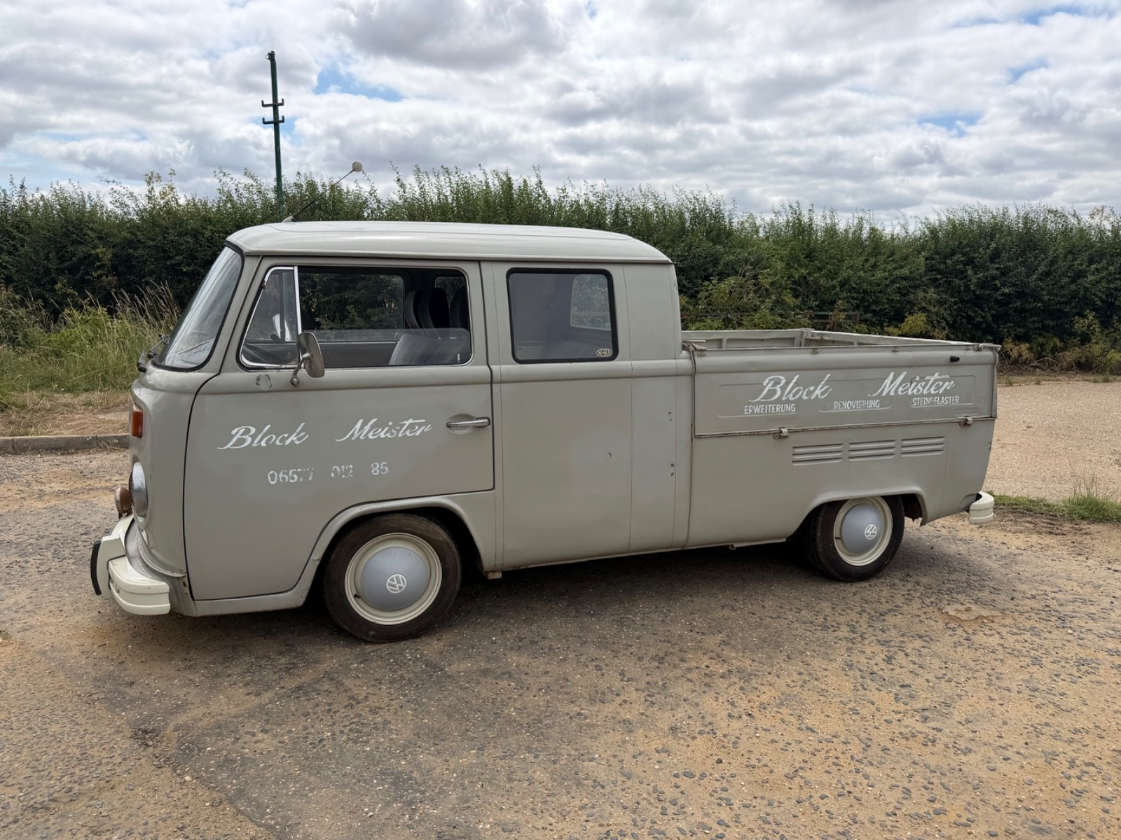 1977 VW T2 CrewCab Pickup LHD Classic
