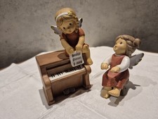 Goebel Engel-Paar mit Klavier und Spieluhr Weihnachtskollektion