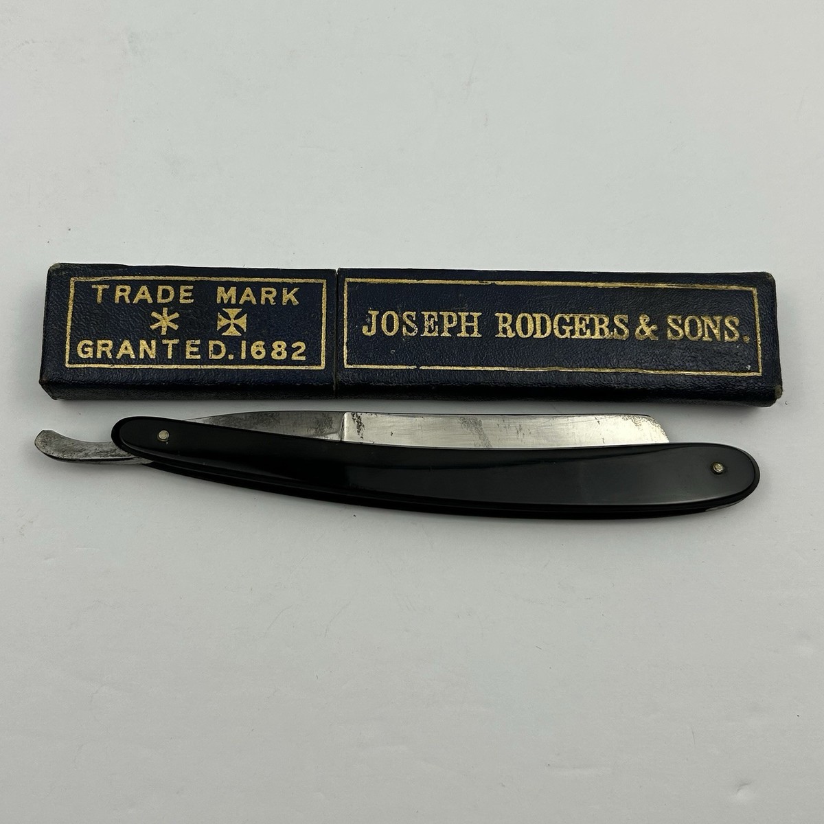 Antique Joseph Rodgers & Sons Straight Razor Sheffield England