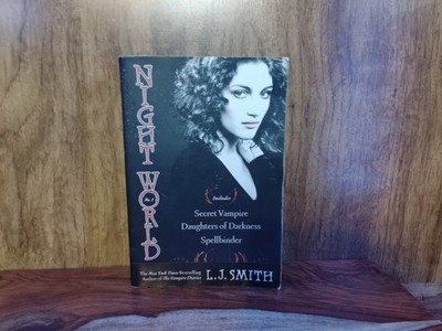 Night World No. 1 LJ Smith Secret Vampire Daughters of Darkness Spellbinder PB