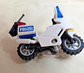 LEGO City Police 7744 Patrol Car & Motorcycle w/ 2 Officers + Manual