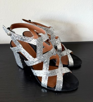 Edle Sandalen von GIVENCHY - Gr. 37.5 - Silber / Schwarz