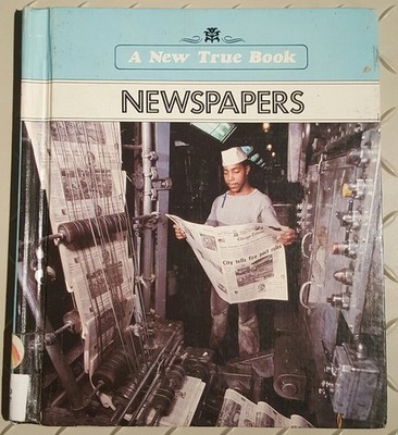 Newspapers (A New True Book) - Petersen, David - Good - See condition notes
