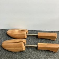 Jarman of Canada cedar shoe tree set