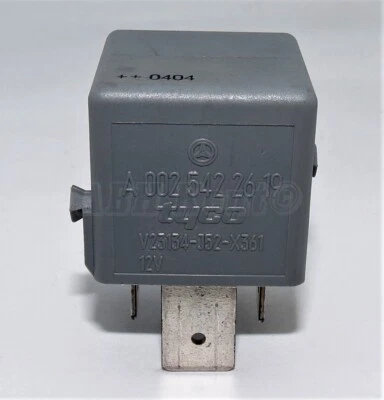 Mercedes-Benz (1996-2004) 4-Pin Grey Relay A0025422619 Tyco V23134 