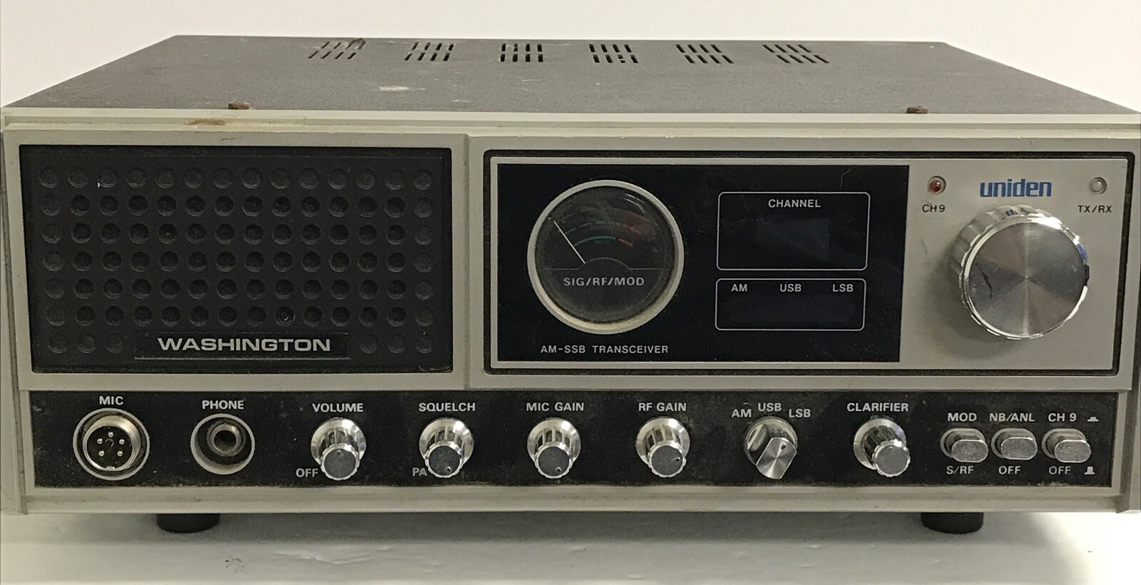 Uniden Washington CB Home Base Radio Station 40 Ch AM SSB 2 Button