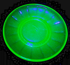 Akro Agate-Large Interior Panel Transparent Green Saucer s Glows Under Blk Lite