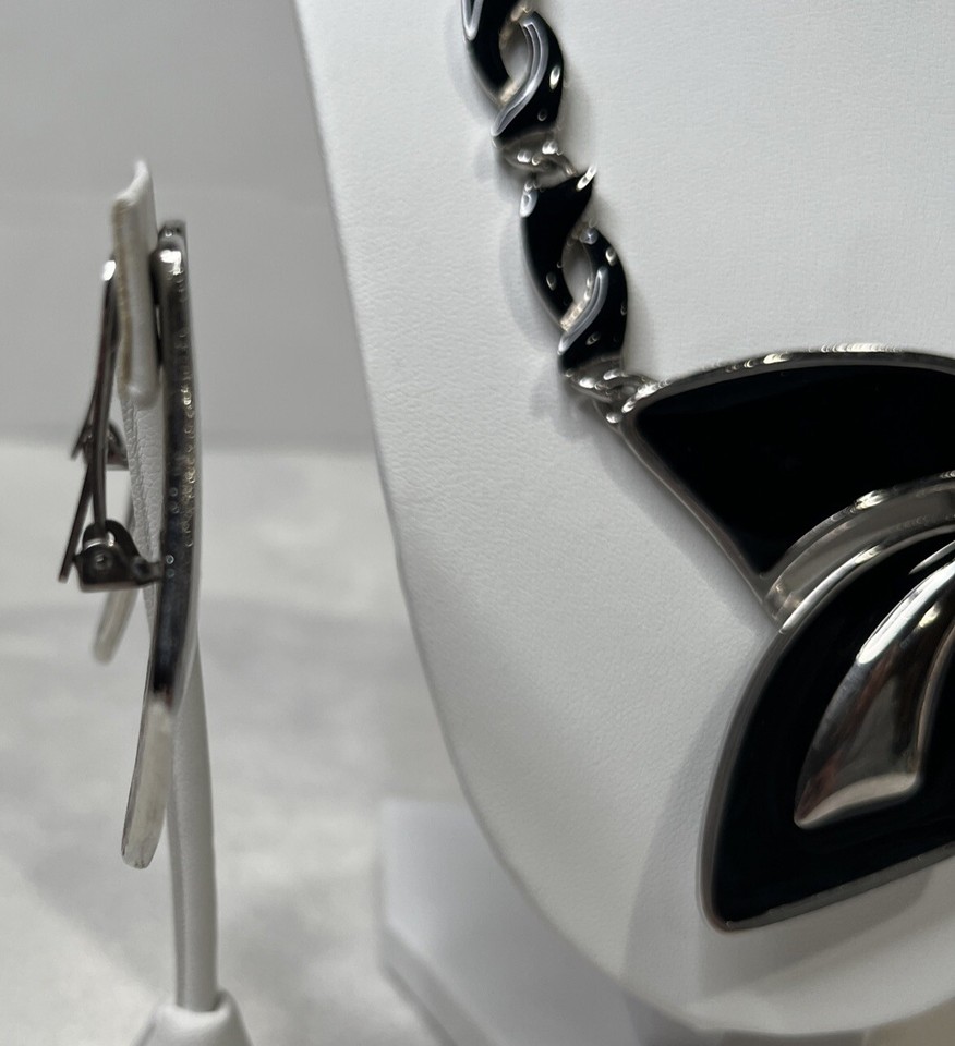 Vintage Necklace And ClipOn Earrings Set Black And Silver Hues eBay