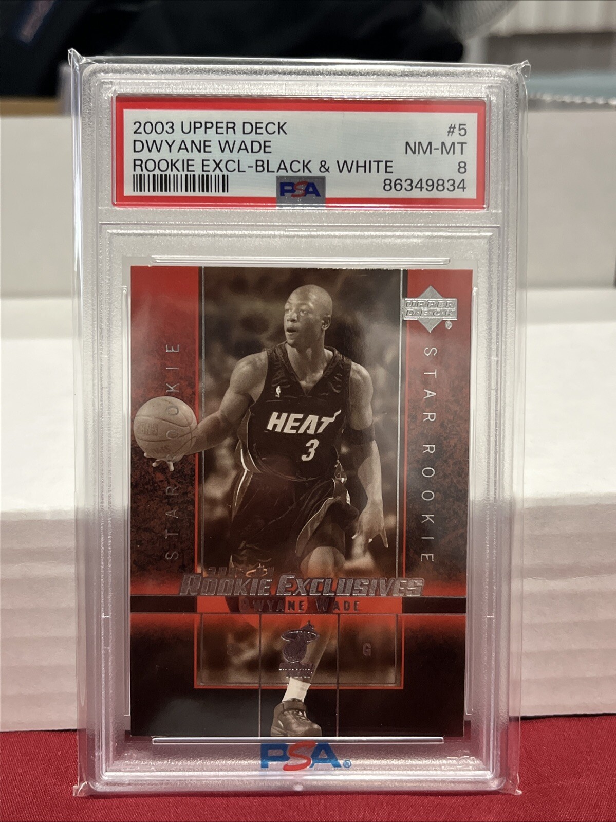2003 UPPER DECK Rookie Exclusives DWYANE WADE #5 Black & White PSA 8