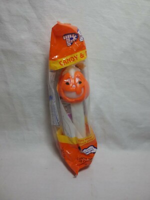 Halloween Pumpkin Pez Dispenser Glow in  Dark Jack O Lantern White Stem 1980 (T2