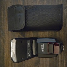 YONGNUO Speedlite YN-560-III flash attacco a slitta per Canon usato 2 volte TESTATO USATO 2X