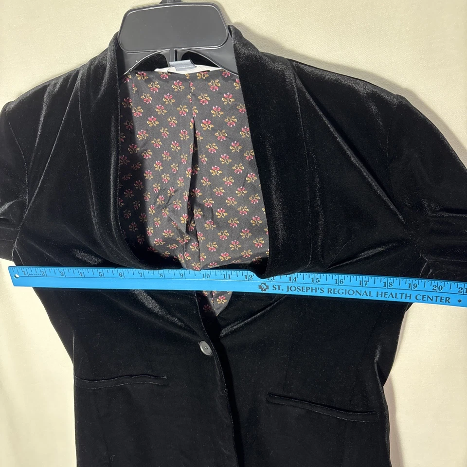 Old Navy 女式天鹅绒派对西装外套黑色花朵衬里 M 码假日 — 第 3/4 张图片