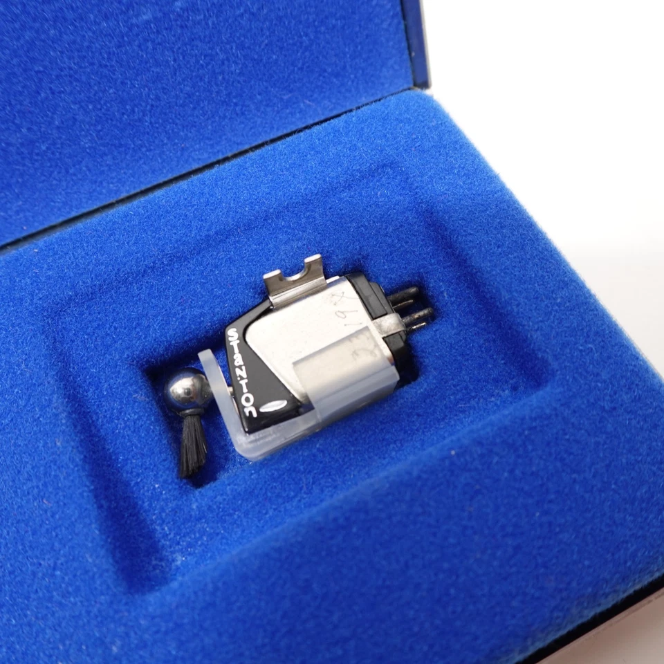 Cartucho fono Stanton 681EE con lápiz óptico, cepillo y estuche original - vintage Foto 2 de 4