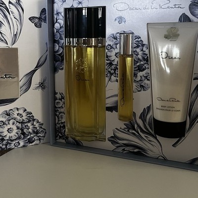 OSCAR de la RENTA  Gift Set.