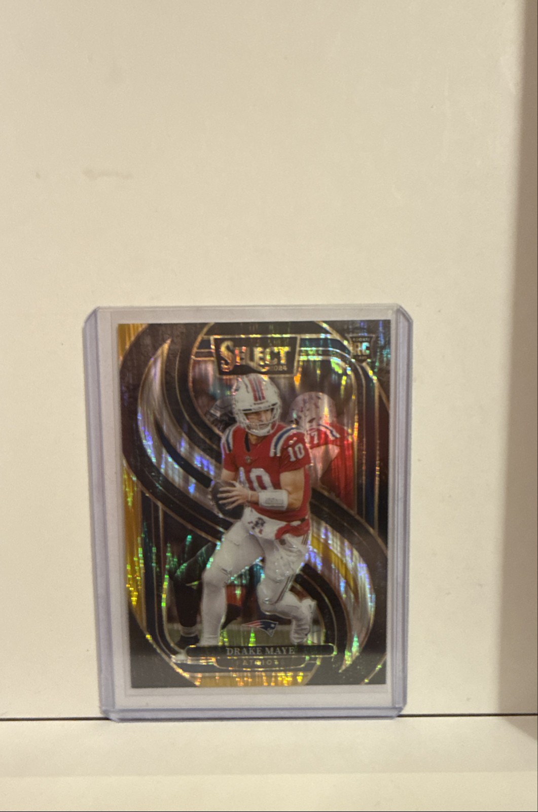 2024 Panini Select - Premier Level Drake Maye #113 Black & Gold Shock Prizm (RC)