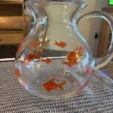 Crate & Barrel GO FISH Koi Goldfish Hand Blown Art Glass Water Pitcher Heavy (a7