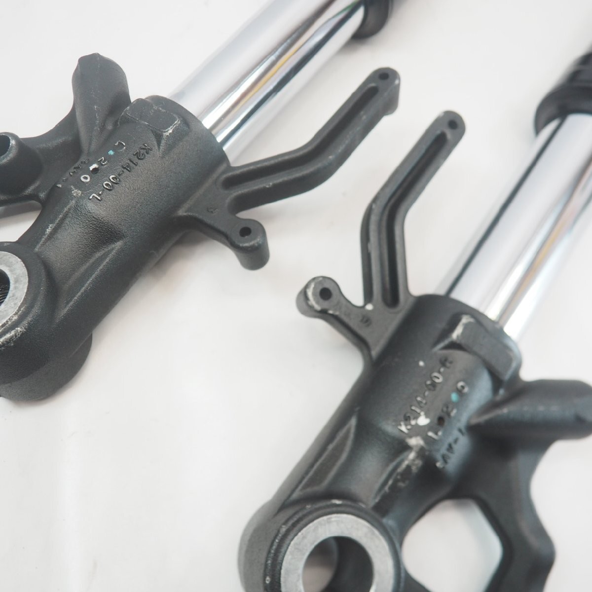 Kawasaki Z1000 ZR1000FEF Front Fork OEM Inverted SHOWA Suspension