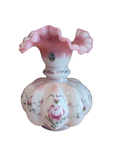 Vintage Fenton Glass Uranium Satin Custard Ruffle Vase 5.5” Signed