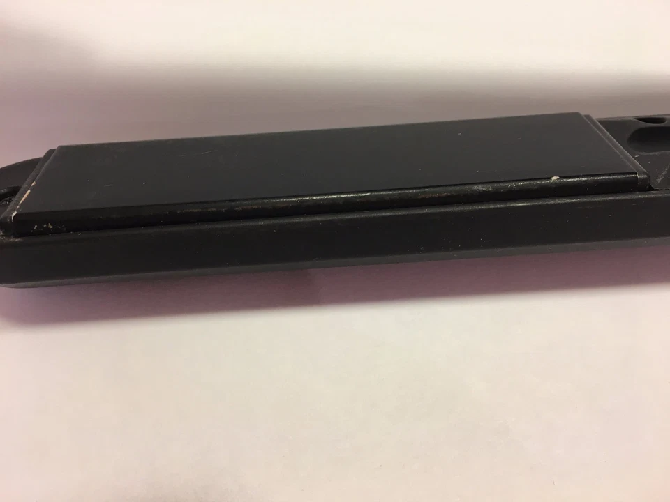 Revlon Perfect Heat Tourmaline Ceramic 1" Digital Straightener Model RVST2082 - Image 3 of 4