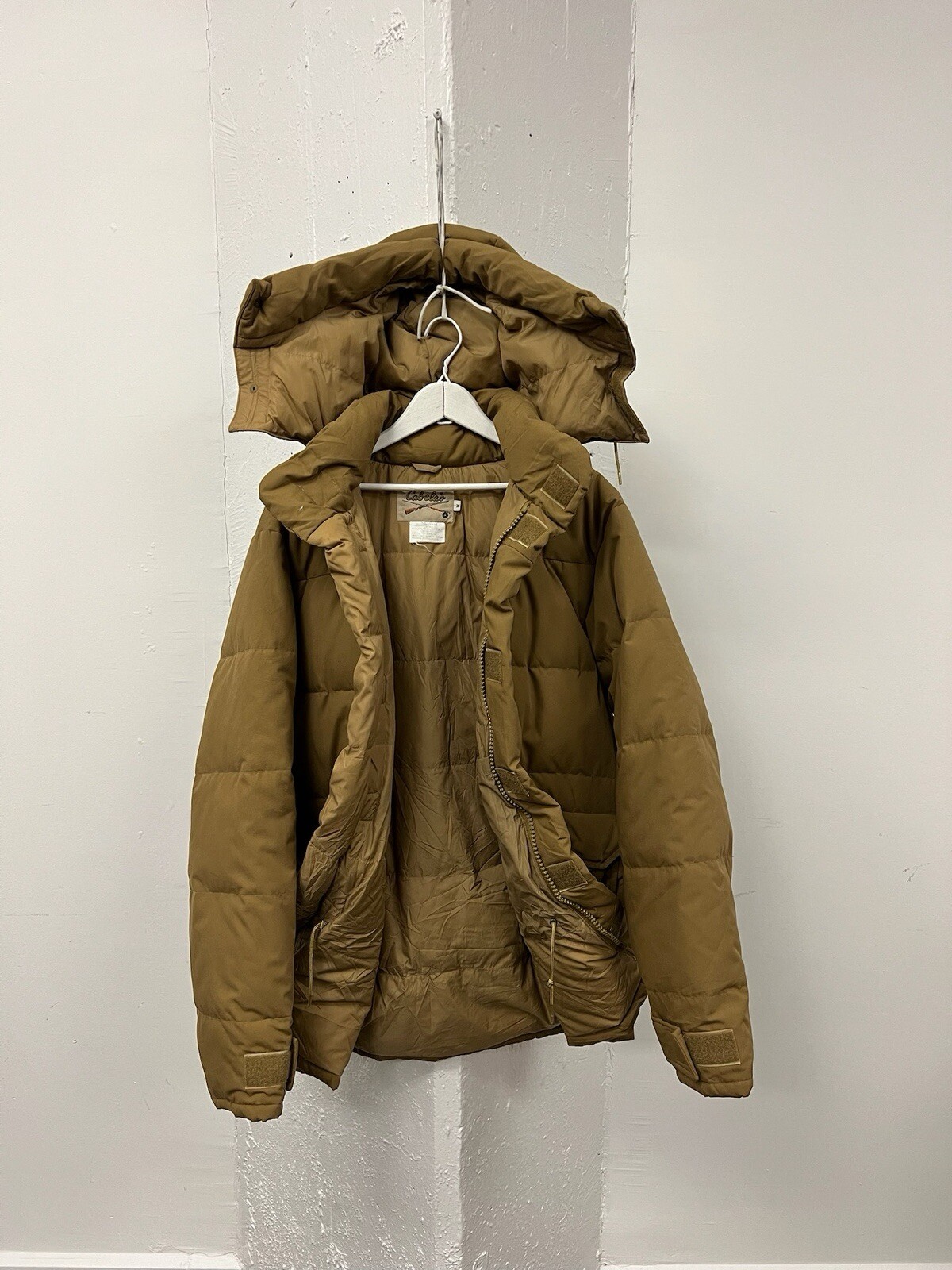 Vintage 70s-80'S Cabelas goose down jacket, size M, men's polyester Khaki type Vintage Second Hand
