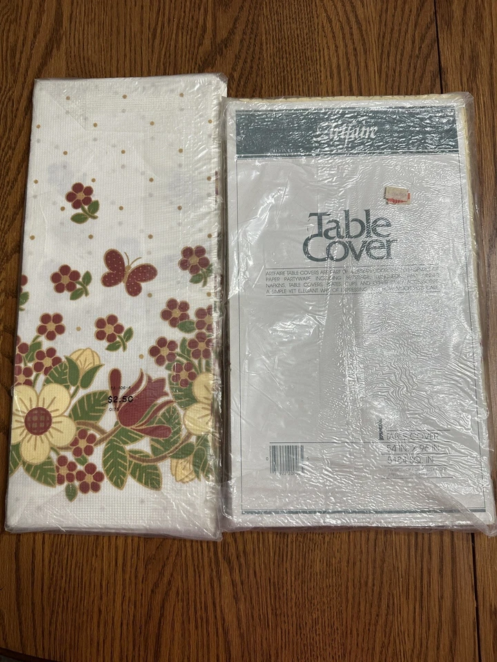VTG Hallmark & Artfaire Table Covers Disposable Floral Polka Dot Lot of 2 Party - Image 3 of 4
