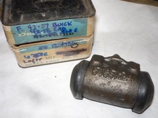40's 50's Cadillac Buick brake wheel cylinder nos gm cast 5455724