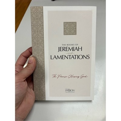 The Books of Jeremiah and Lamentations: The Promise-Keeping God Paperback book