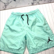 Jordan boys Light Green Athletic Shorts,Junmpan Woven Play Short Size Medium