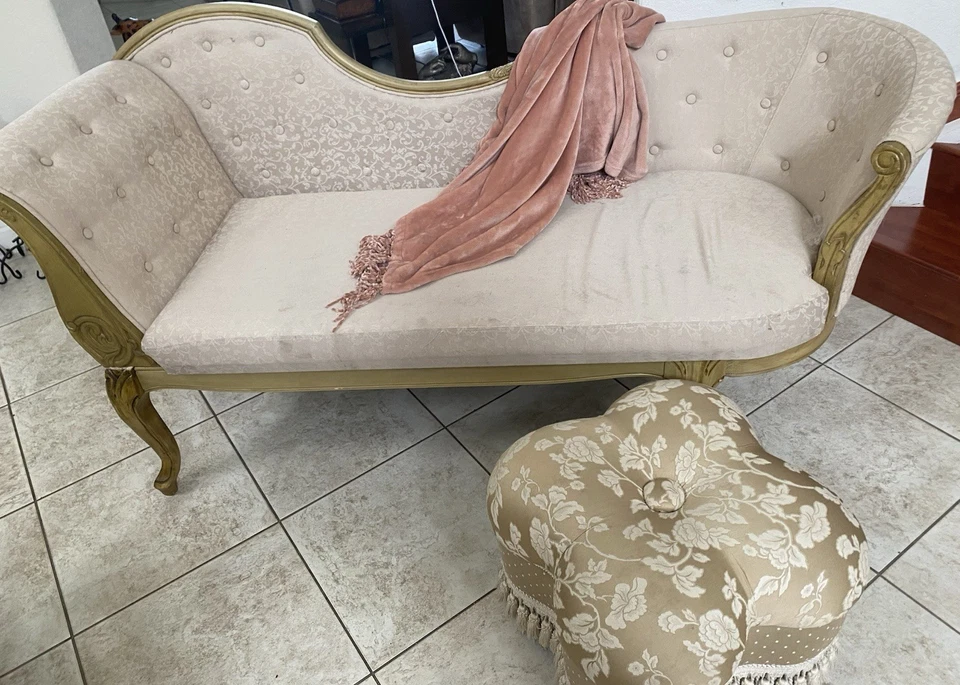 Sofá estilo antiguo Foto 4 de 4