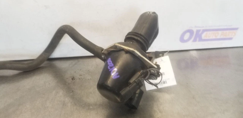 92 雪佛兰 CORVETTE C4 5.7 空气注入泵 带支架 — 第 3/4 张图片