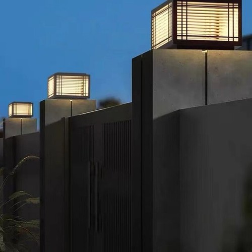 Outdoor Post Lamp Home LED Solar Lamp Garden Gate Pillar Light Yard Pillar Light - Picture 6 of 17