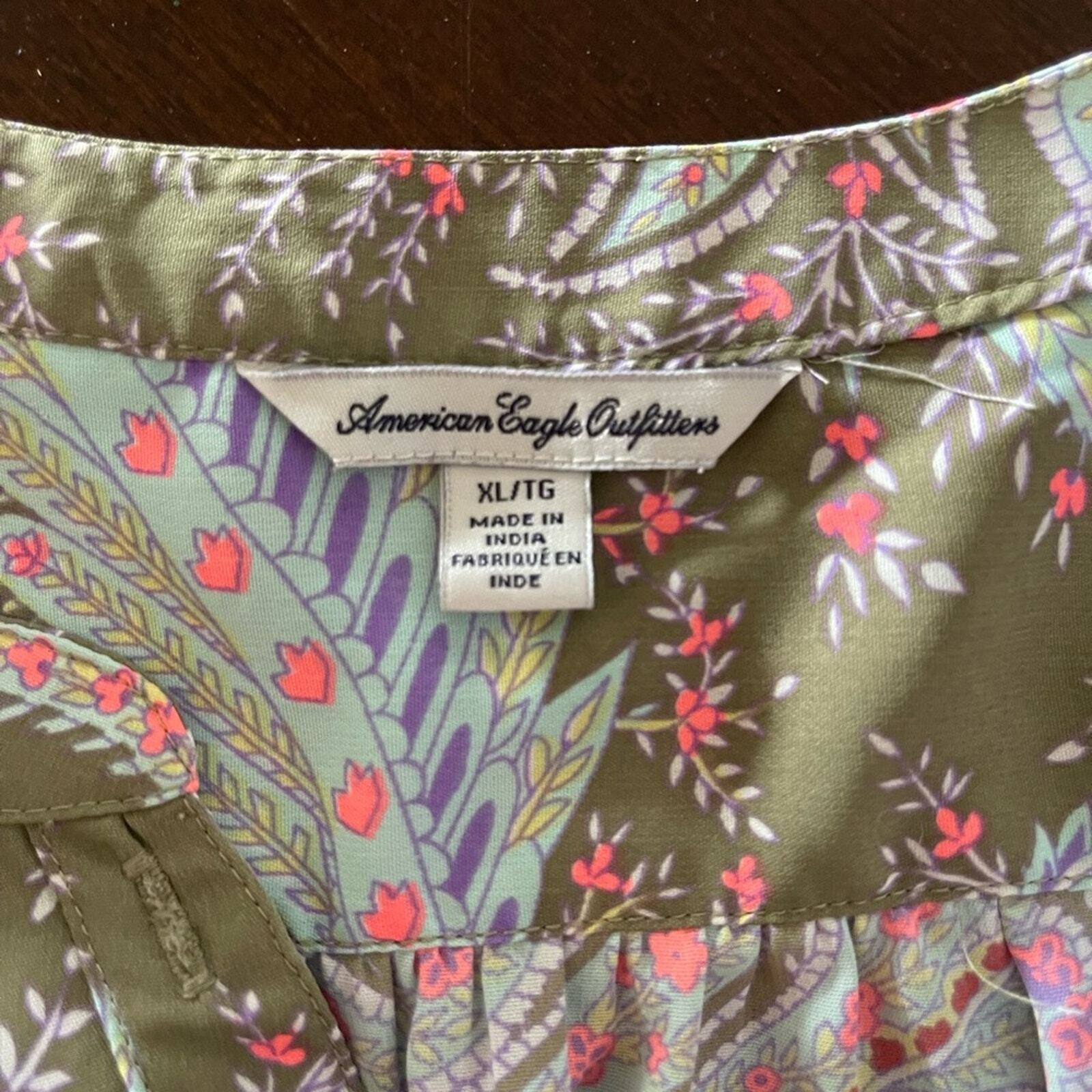 American Eagle lightweight comfortable sleeveless… - image 3